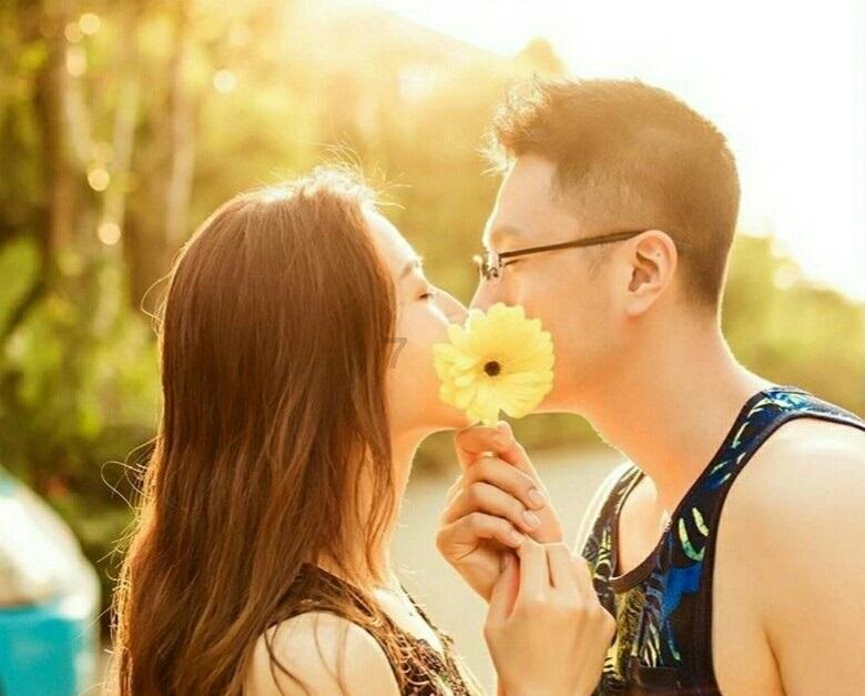 章若楠没想到成瑶能贡献那么多表情包，现场分享拍摄幕后趣事